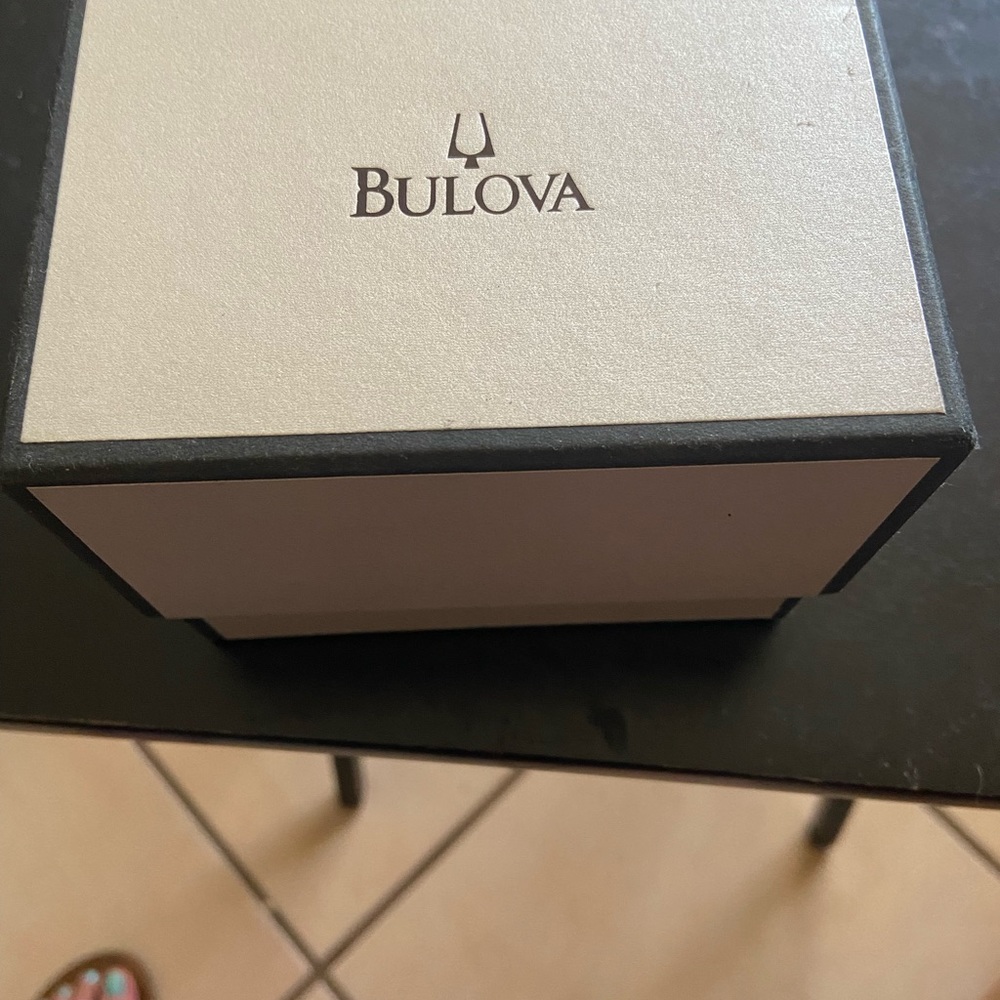 Women’s Bulova crystal watch. Used but gorgeous. Will need battery. - Picture 3 of 8